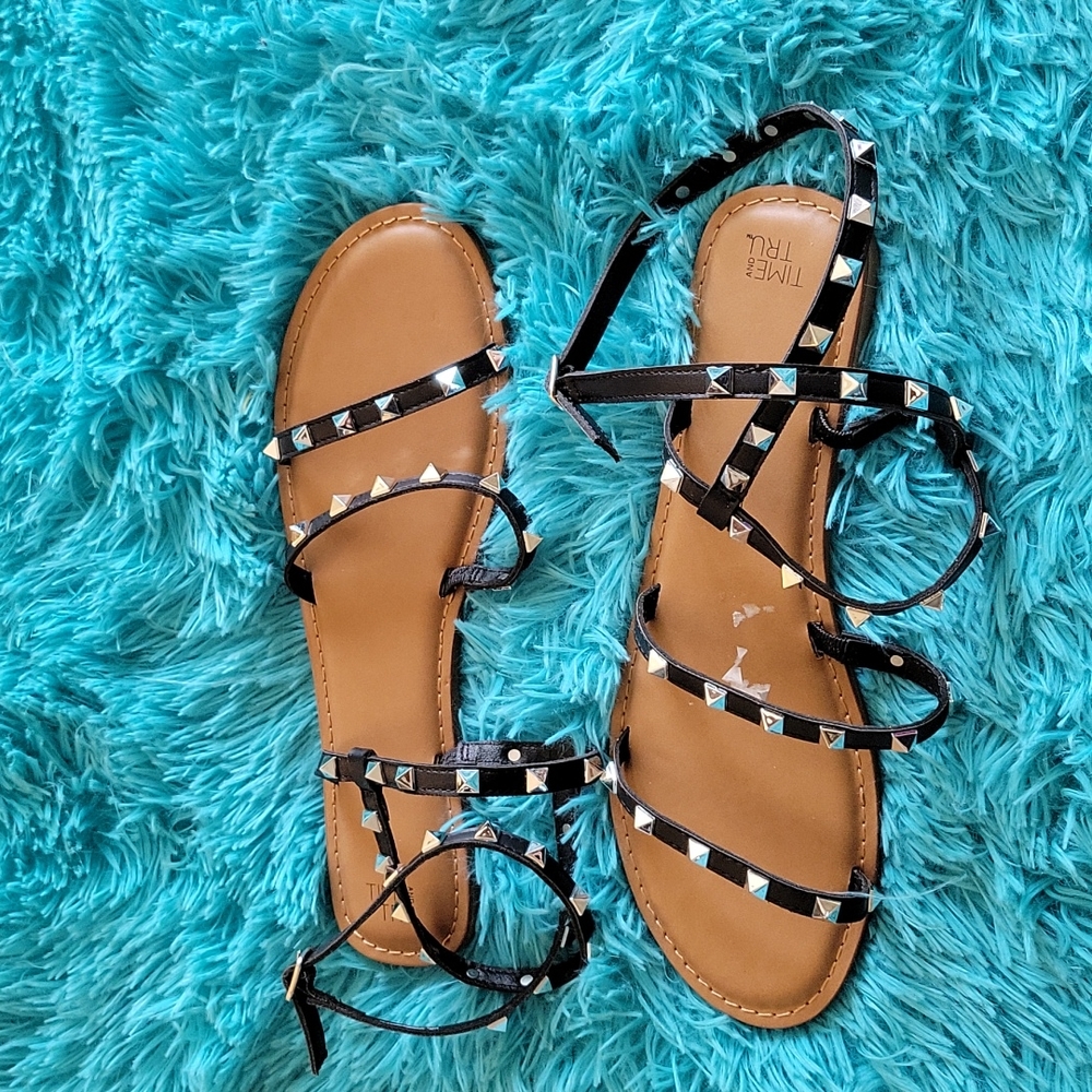 Time and Tru Spiked Sandals Size 11